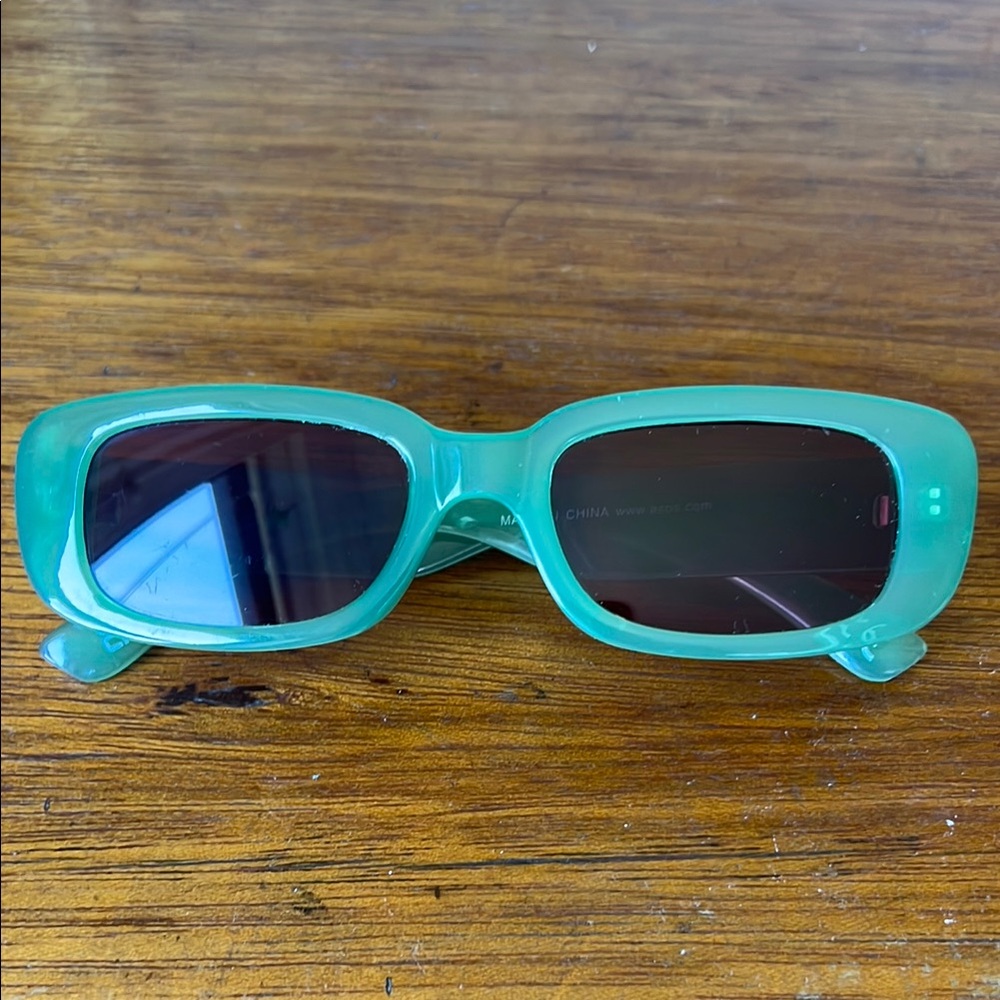Stylish Green Sunglasses